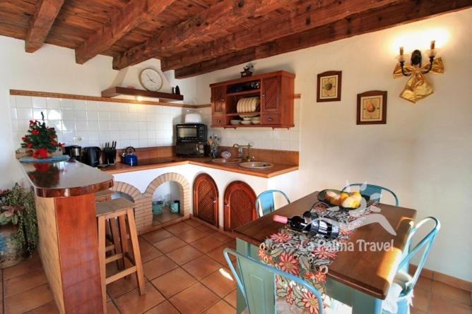 Casa Morera フエンカリエンテ・デ・ラ・パルマ エクステリア 写真